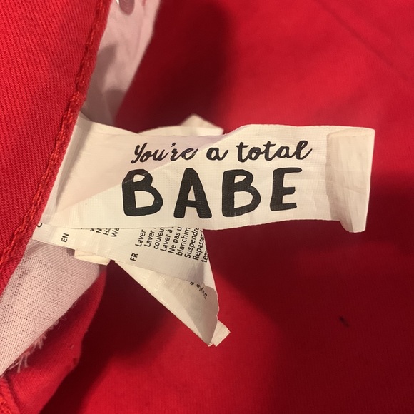 RED JEANS - Picture 3 of 6